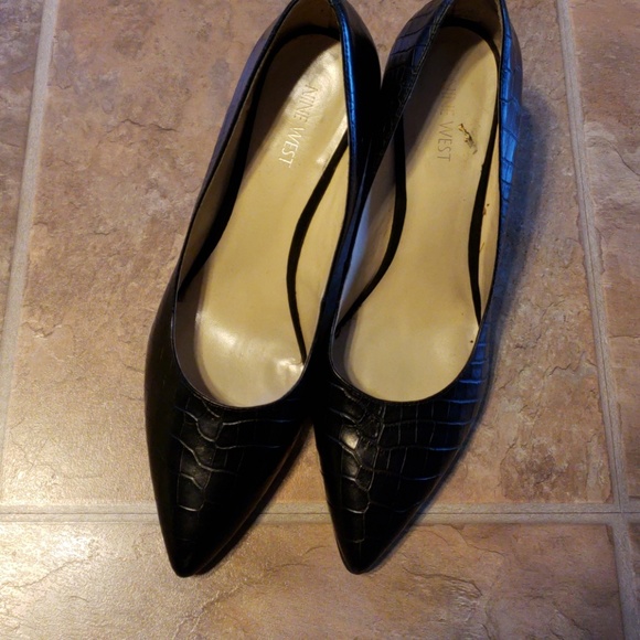 nine west 2 inch pumps